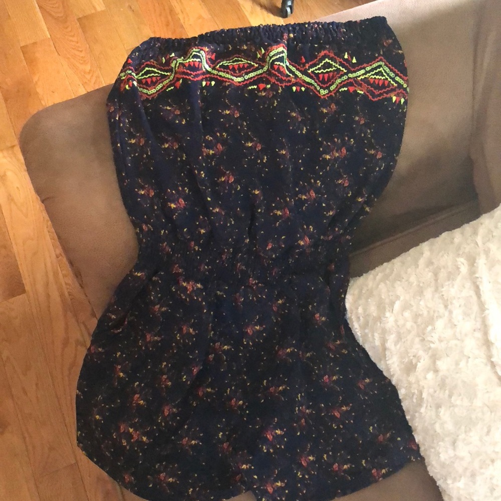 Strapless romper